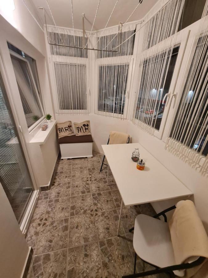 Apartment Pemper - Self Check In And Check Out Otočac Exterior foto