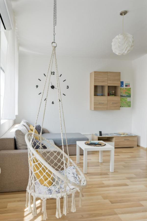 Apartment Pemper - Self Check In And Check Out Otočac Exterior foto